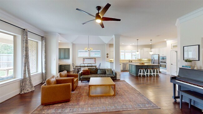 Building Photo - 8134 Caroline Ridge Dr