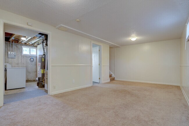 Building Photo - 16280 W 14th Ave