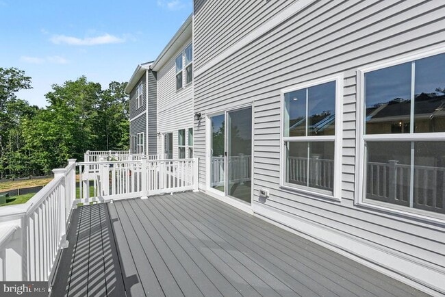 Building Photo - 36110 Wilderness Shores Way