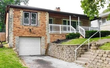 Building Photo - Spacious Three Bedroom Available Now!