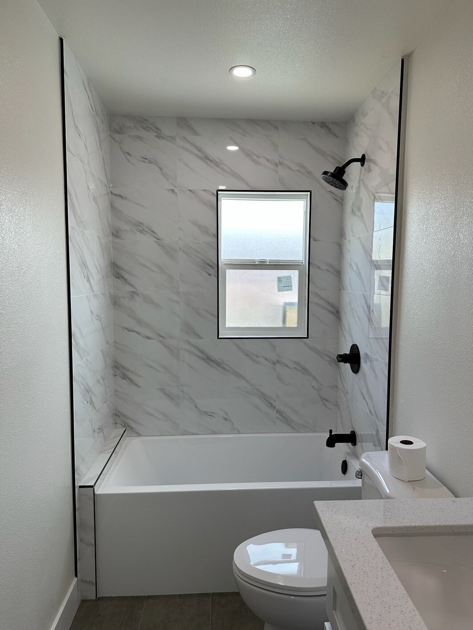 Building Photo - 4858 Ascot Ave