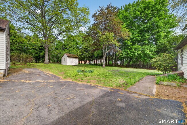 Building Photo - 121 Cherry Hill Rd