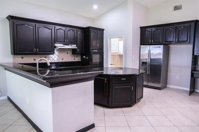 Building Photo - 9768 Bay Vista Estates Blvd