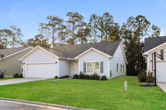 Building Photo - 55 Greyfield Dr