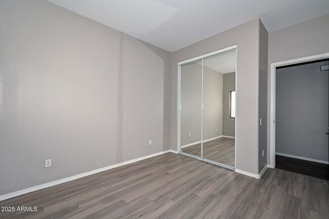 Building Photo - 17149 W Saguaro Ln