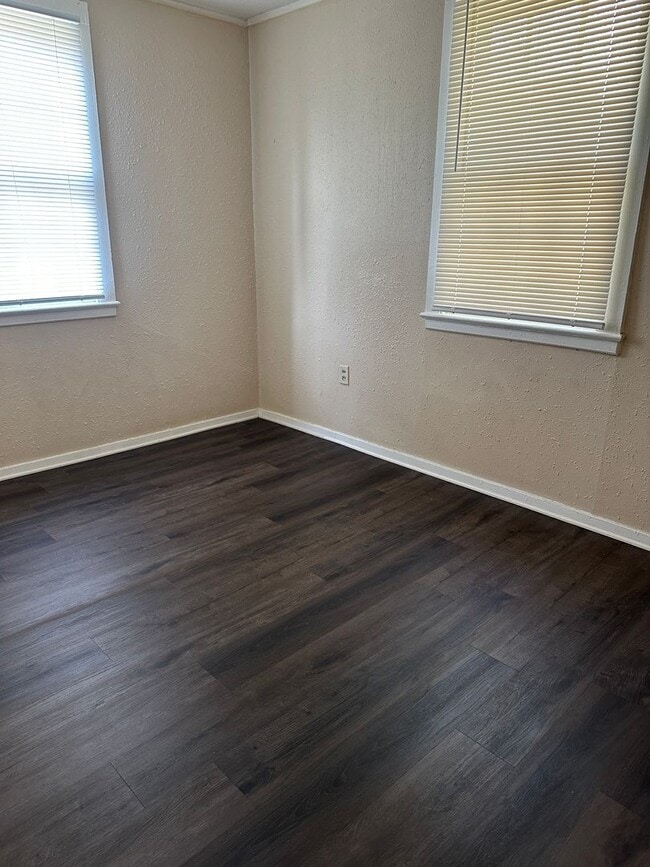 Building Photo - 45 Riley Manor Cir