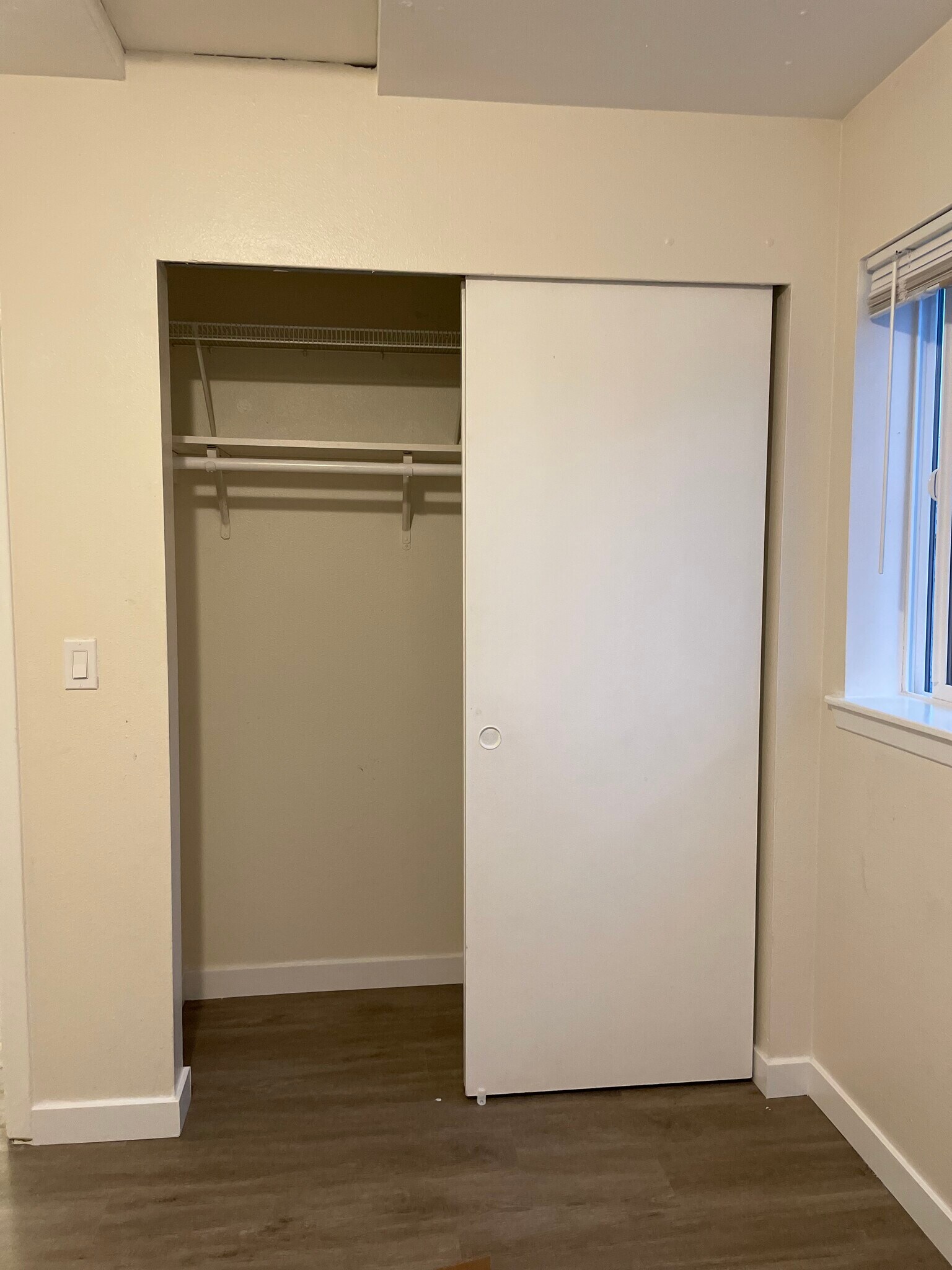 Bedroom - 340 Meadow Ave N