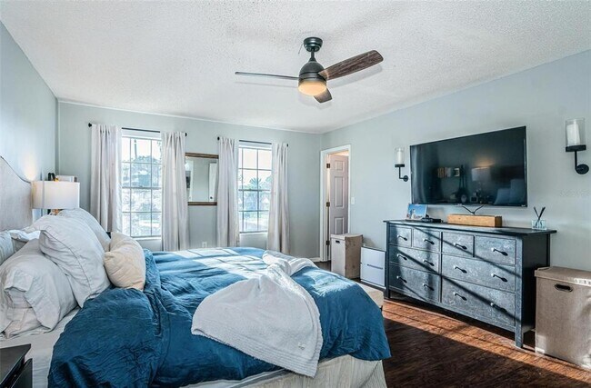 Building Photo - 1806 River Crossing Dr