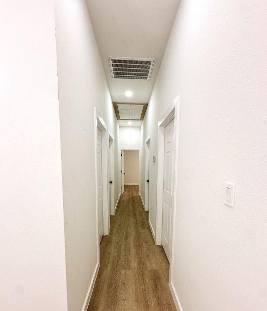 Building Photo - 9705 Garcroft St