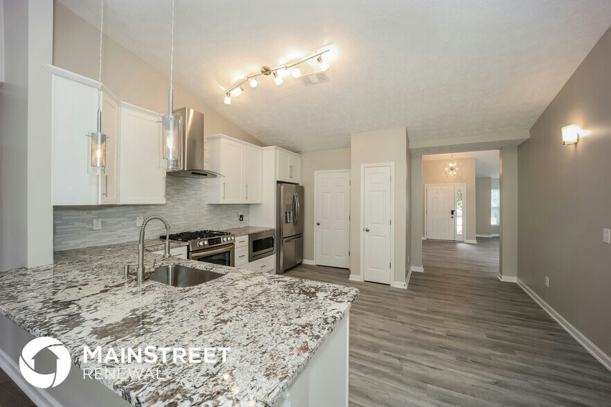 Building Photo - 612 Mayfern Dr