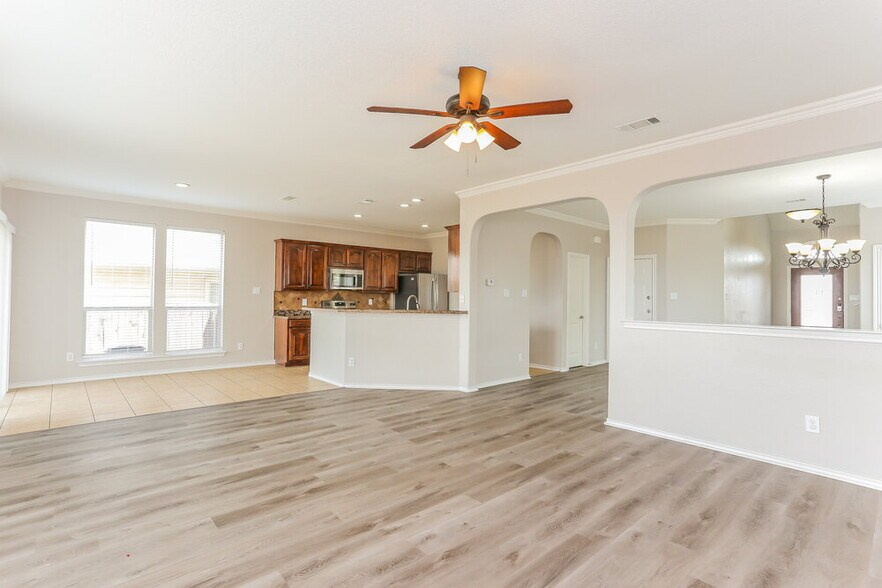 Building Photo - 1032 Sunderland Ln
