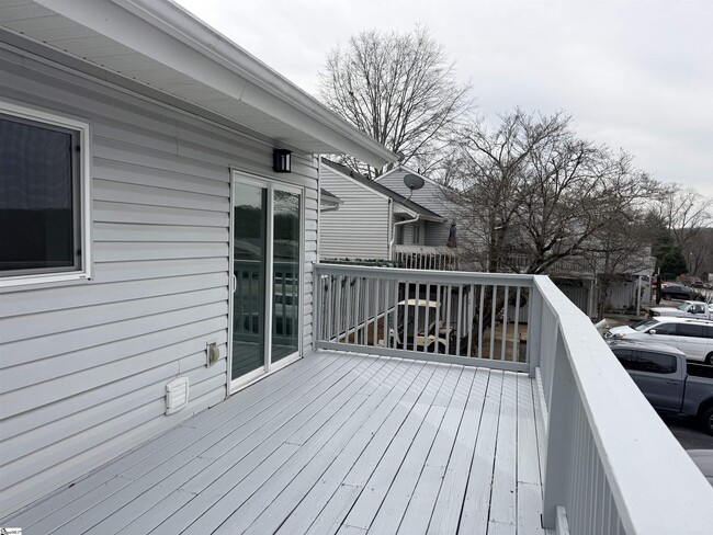 Building Photo - 36 Spinnaker Ct