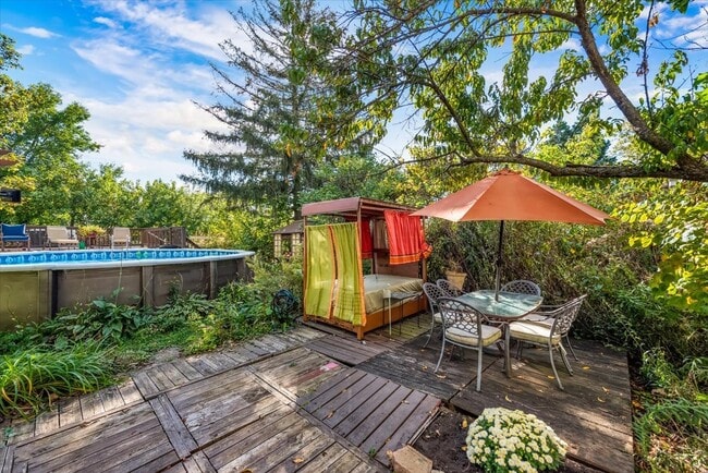 Building Photo - 31 W Harrison Rd