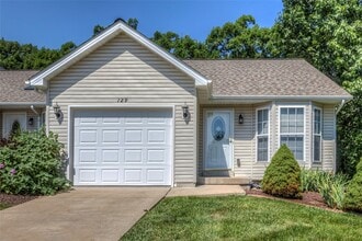 Building Photo - 129 Ft Hancock Cir