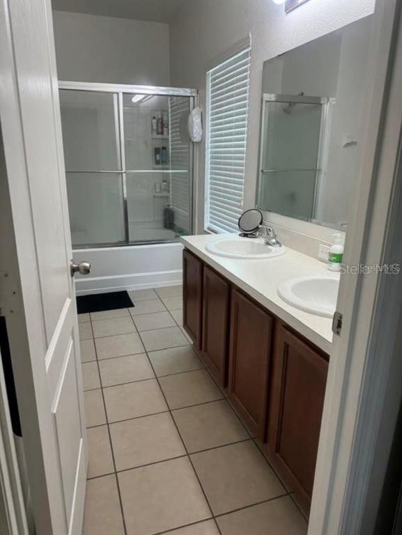 Building Photo - 2260 Betsy Ross Ln