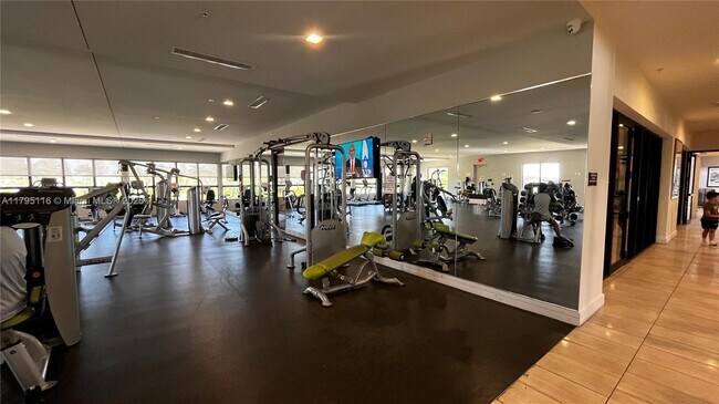 Building Photo - 8850 NW 97th Ave