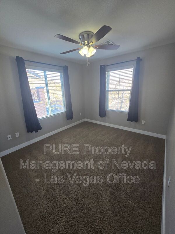 Building Photo - 9389 Black Wolf Ave