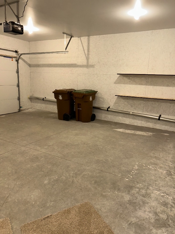 Building Photo - 3621 Doolittle Dr