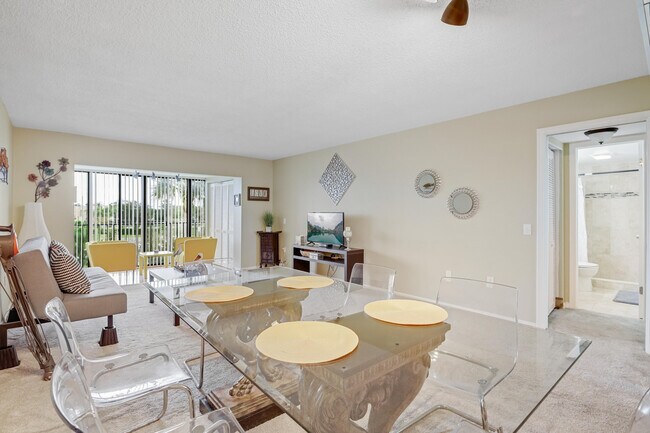 Building Photo - 4254 Deste Ct