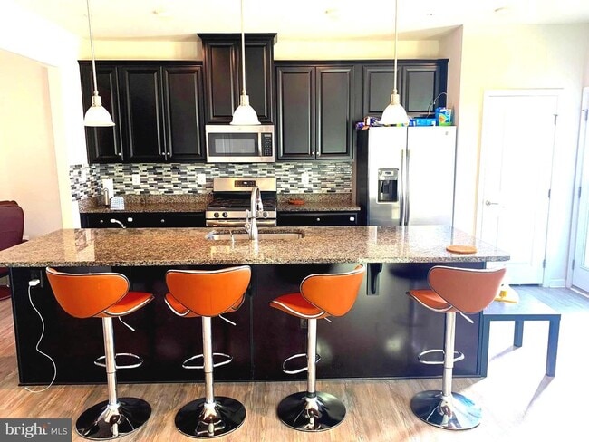 Building Photo - 9606 Julia Ln