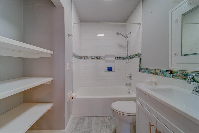 Building Photo - 4642 7th Ave N