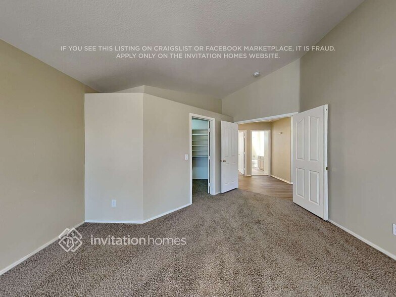 Building Photo - 12740 W Holly St