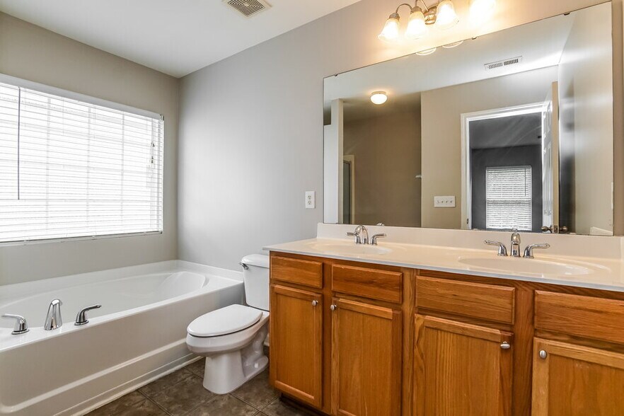 Building Photo - 6017 Ricker Rd