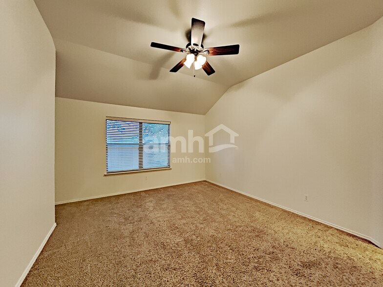 Building Photo - 6412 Spring Ranch Dr