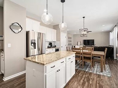 Building Photo - 3997 Caysee Jay Way