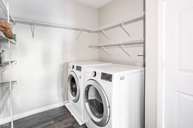 Building Photo - 12703 Courage Crossing