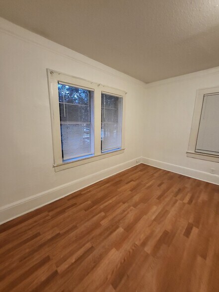 Building Photo - 4304-4306 Springfield Blvd