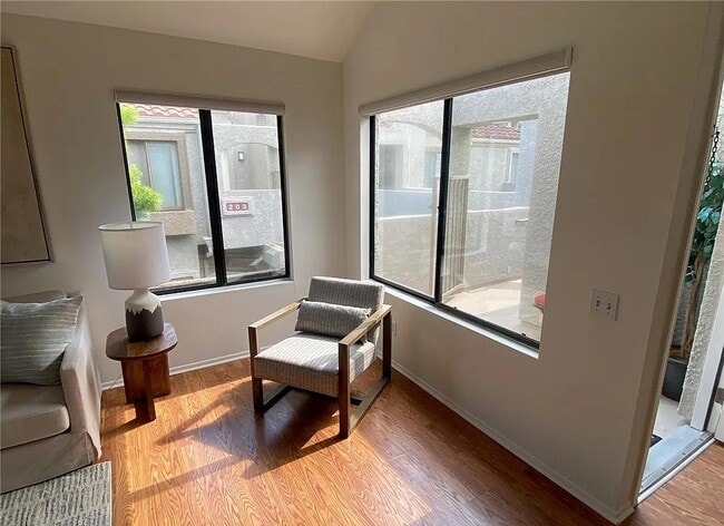 Building Photo - 4852 Tiara Dr