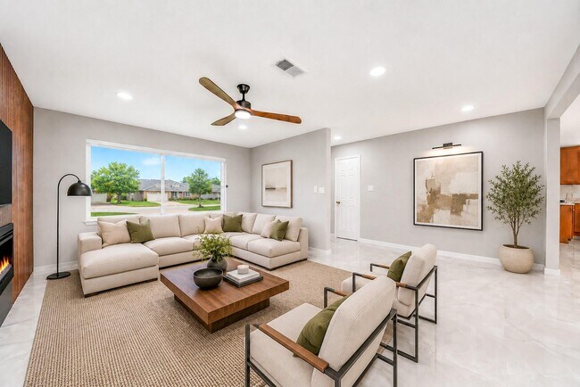 Building Photo - 1503 Locklaine Dr