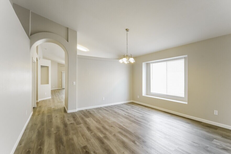 Building Photo - 20428 N 9th St