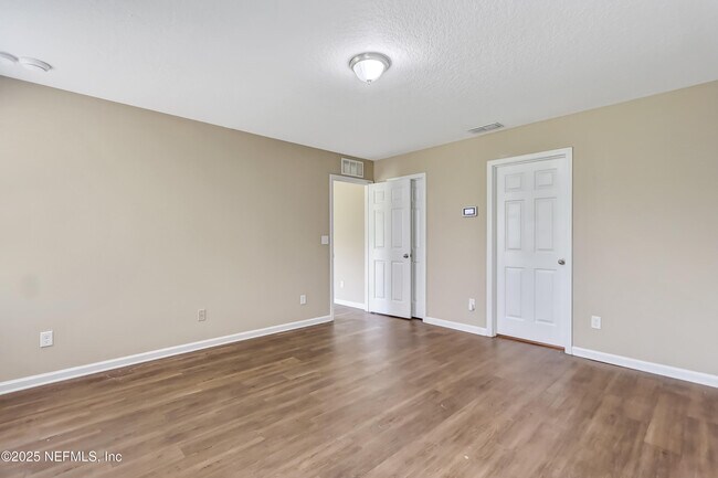 Building Photo - 8151 Lanette St