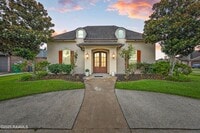 Building Photo - Beautiful 3 bed, 2 bath home available in ...