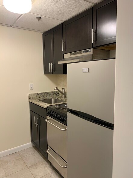 Building Photo - 62 Boylston St