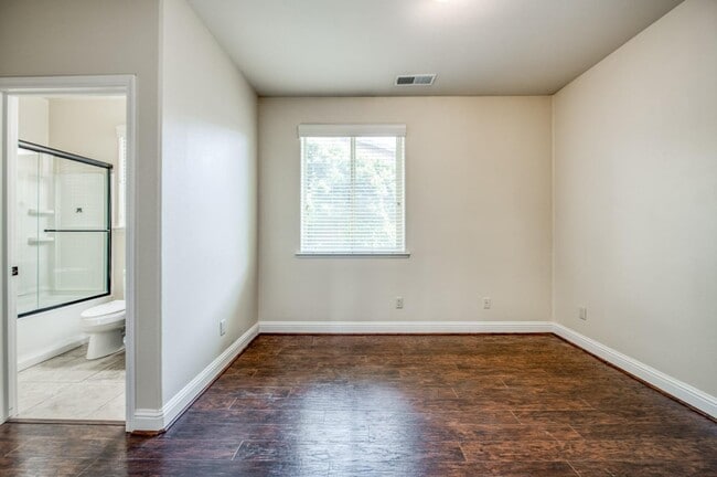Building Photo - 11309 N Via Verona Way