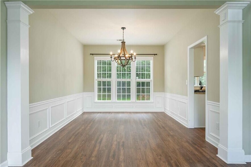 Building Photo - 8405 Friarbridge Dr