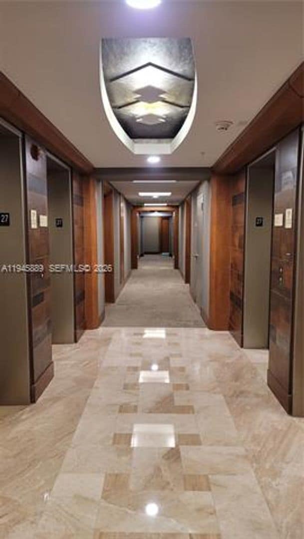 Building Photo - 31 SE 5th St