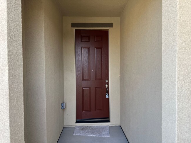 Building Photo - Brand-new single-story home in north Stock...