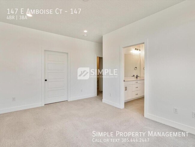 Building Photo - 147 E Amboise Ct
