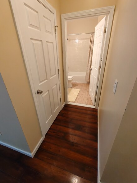 Building Photo - 39 Allen Pl