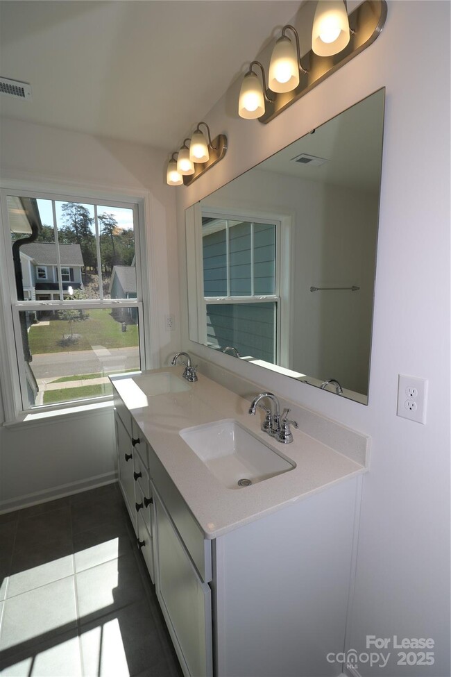Building Photo - 11171 Argosy Dr