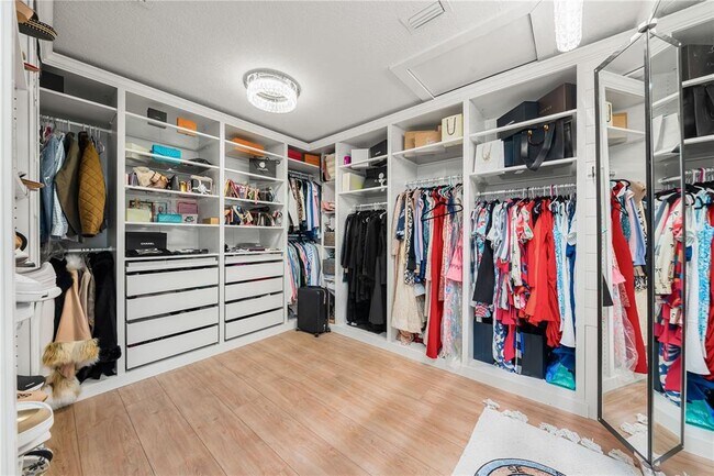 Building Photo - 2500 Monterey St