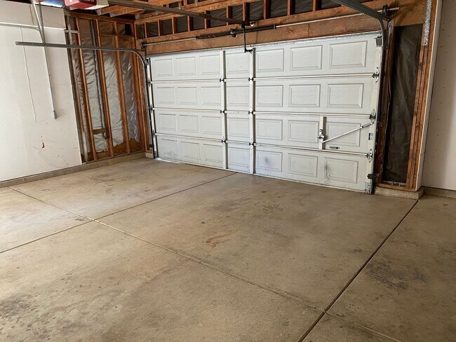 Building Photo - 8765 Clay Glen Way