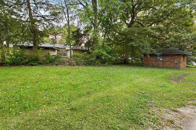 Building Photo - 1610 Remington Rd