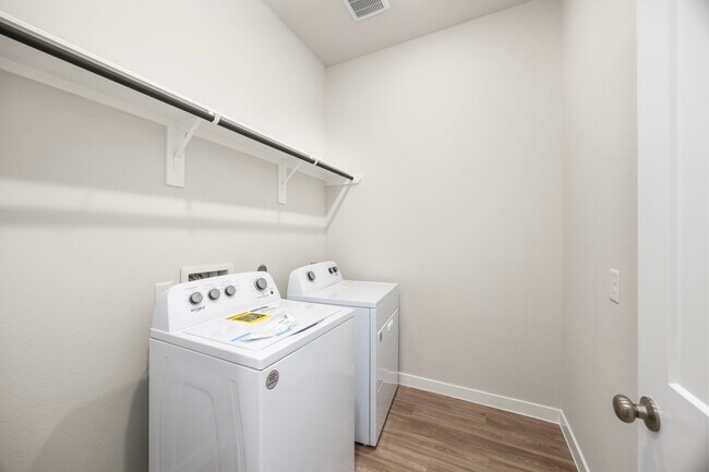 Building Photo - 12535 Llano Estacado Dr