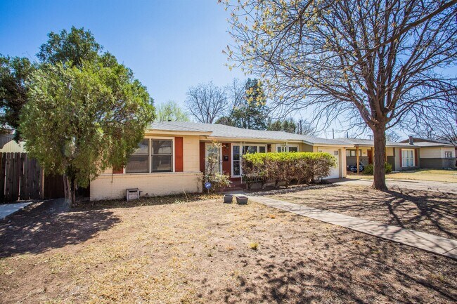 Building Photo - 4213 40th St