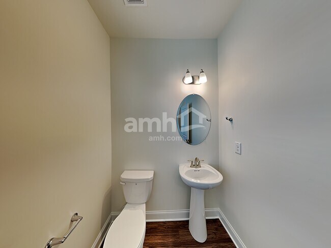 Building Photo - 6201 Bridlewood Ln